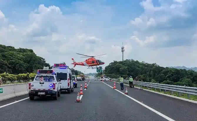 奉节高速公路汽车救援案例